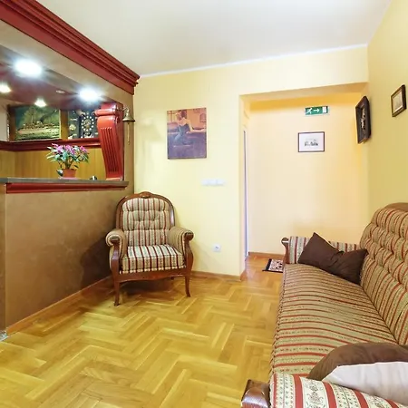 Hotel apartamentowy Tower Gardos