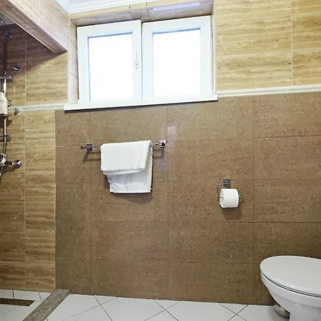 Hotel apartamentowy Tower Gardos